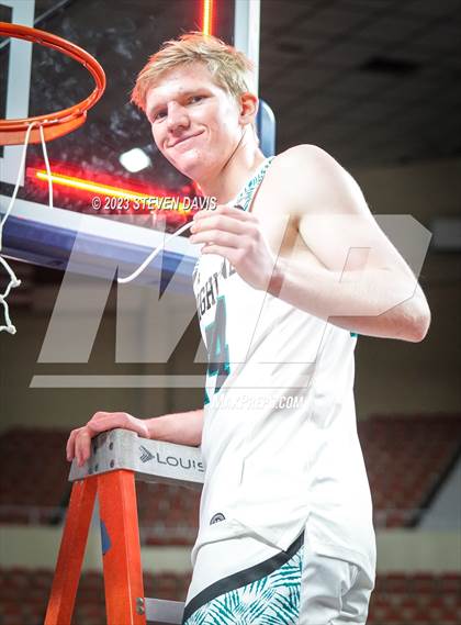 Thumbnail 1 in Brophy College Prep @ Highland (AIA 6A Final Awards) photogallery.