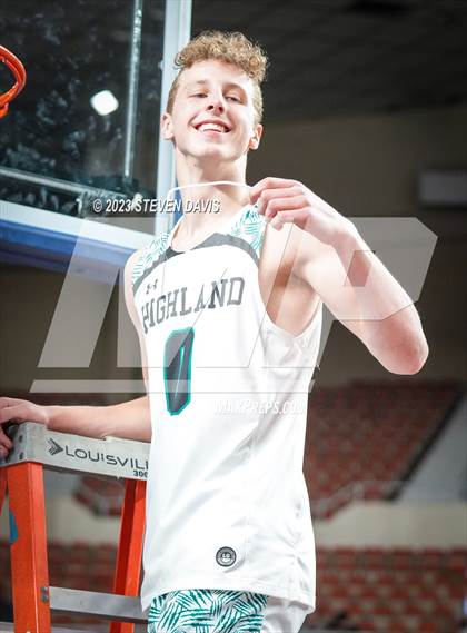 Thumbnail 3 in Brophy College Prep @ Highland (AIA 6A Final Awards) photogallery.