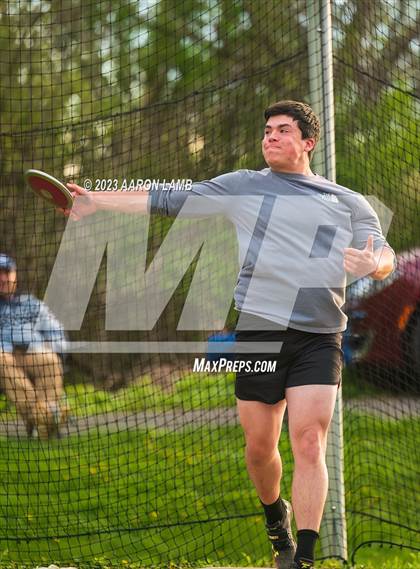 Thumbnail 1 in Ed Wadas Invitational (Whitesboro) photogallery.