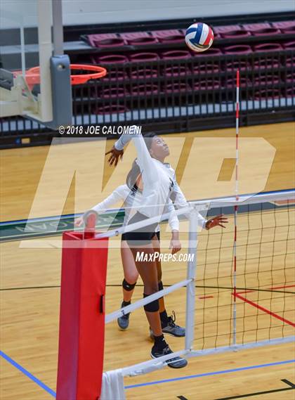Thumbnail 2 in Smithson Valley vs Steele (NEISD Volleyball Tournament) photogallery.