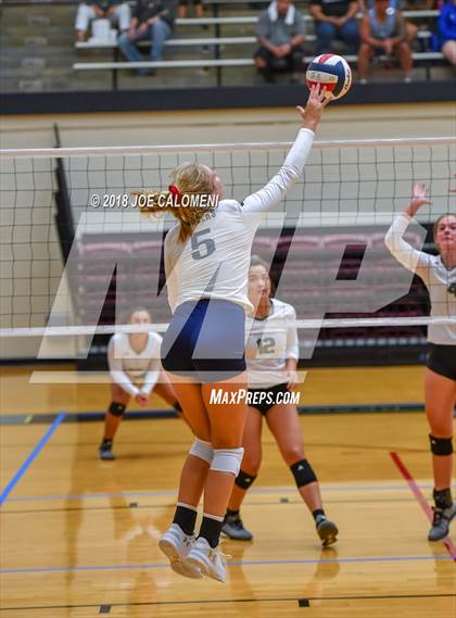 Thumbnail 3 in Smithson Valley vs Steele (NEISD Volleyball Tournament) photogallery.