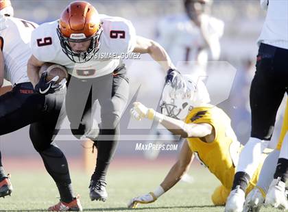 Thumbnail 3 in Erie vs. Pueblo East (CHSAA 3A Semifinal Playoff) photogallery.