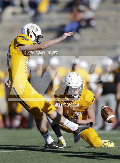 Thumbnail 2 in Erie vs. Pueblo East (CHSAA 3A Semifinal Playoff) photogallery.