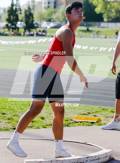 Thumbnail 2 in JV: Mountainside @ Westview (Shotput) photogallery.