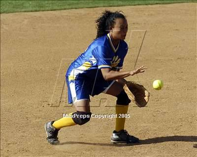 Thumbnail 1 in Cantwell-Sacred Heart vs. Valley Christ. Acad. (D7 Sec. Final) photogallery.