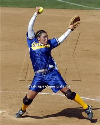 Thumbnail 1 in Cantwell-Sacred Heart vs. Valley Christ. Acad. (D7 Sec. Final) photogallery.