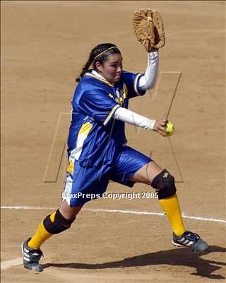 Thumbnail 3 in Cantwell-Sacred Heart vs. Valley Christ. Acad. (D7 Sec. Final) photogallery.