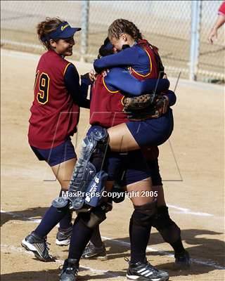 Thumbnail 1 in Cantwell-Sacred Heart vs. Valley Christ. Acad. (D7 Sec. Final) photogallery.