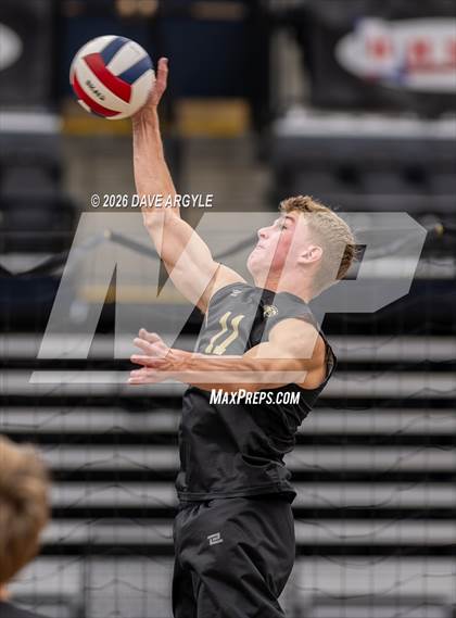 Thumbnail 3 in Bountiful vs. Maple Mountain (UHSAA 5A Semifinal) photogallery.