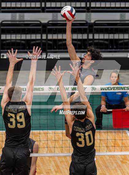 Thumbnail 3 in Bountiful vs. Maple Mountain (UHSAA 5A Semifinal) photogallery.