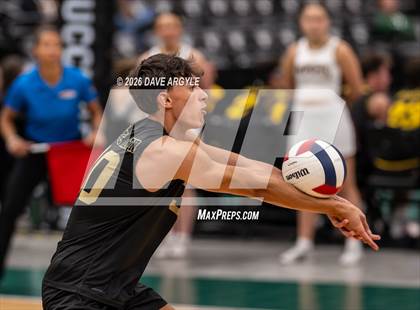 Thumbnail 1 in Bountiful vs. Maple Mountain (UHSAA 5A Semifinal) photogallery.