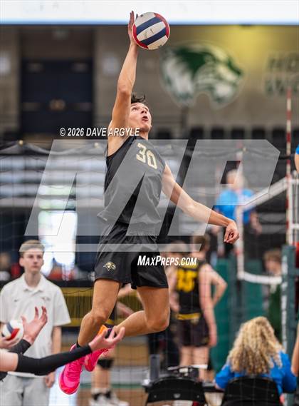Thumbnail 1 in Bountiful vs. Maple Mountain (UHSAA 5A Semifinal) photogallery.