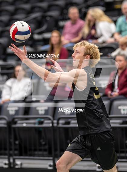Thumbnail 1 in Bountiful vs. Maple Mountain (UHSAA 5A Semifinal) photogallery.