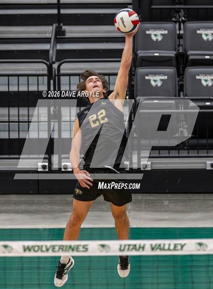 Thumbnail 1 in Bountiful vs. Maple Mountain (UHSAA 5A Semifinal) photogallery.