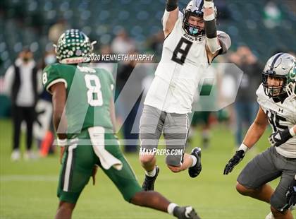 Thumbnail 1 in Guyer vs Arlington (UIL 6A Division 2 Area) photogallery.