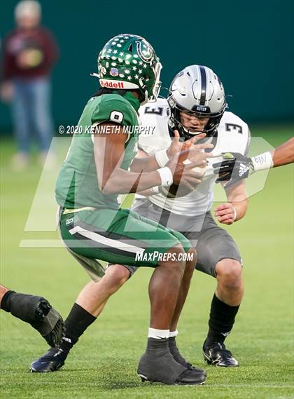 Thumbnail 1 in Guyer vs Arlington (UIL 6A Division 2 Area) photogallery.