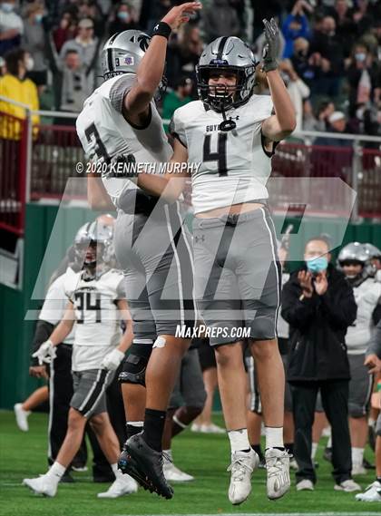 Thumbnail 2 in Guyer vs Arlington (UIL 6A Division 2 Area) photogallery.