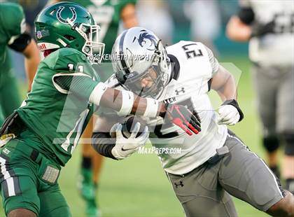 Thumbnail 3 in Guyer vs Arlington (UIL 6A Division 2 Area) photogallery.