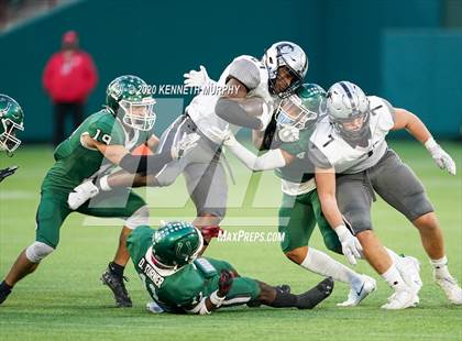 Thumbnail 2 in Guyer vs Arlington (UIL 6A Division 2 Area) photogallery.
