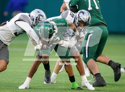Thumbnail 2 in Guyer vs Arlington (UIL 6A Division 2 Area) photogallery.