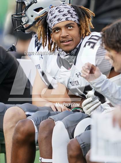 Thumbnail 3 in Guyer vs Arlington (UIL 6A Division 2 Area) photogallery.