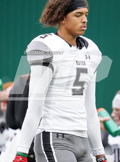 Thumbnail 3 in Guyer vs Arlington (UIL 6A Division 2 Area) photogallery.