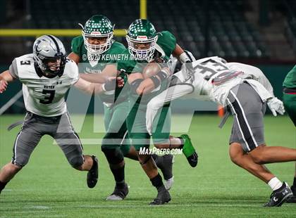 Thumbnail 2 in Guyer vs Arlington (UIL 6A Division 2 Area) photogallery.