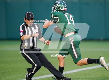 Thumbnail 3 in Guyer vs Arlington (UIL 6A Division 2 Area) photogallery.