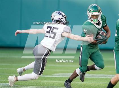 Thumbnail 1 in Guyer vs Arlington (UIL 6A Division 2 Area) photogallery.