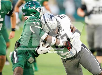 Thumbnail 1 in Guyer vs Arlington (UIL 6A Division 2 Area) photogallery.
