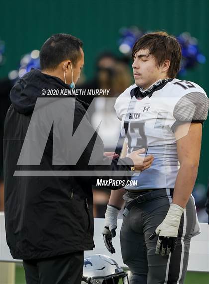 Thumbnail 2 in Guyer vs Arlington (UIL 6A Division 2 Area) photogallery.