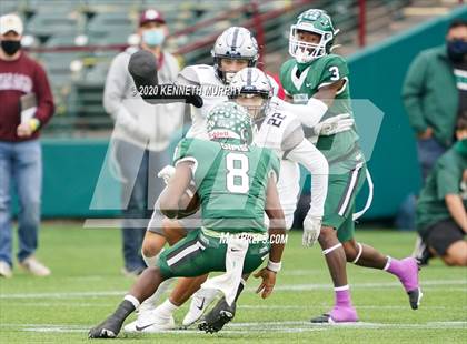 Thumbnail 2 in Guyer vs Arlington (UIL 6A Division 2 Area) photogallery.