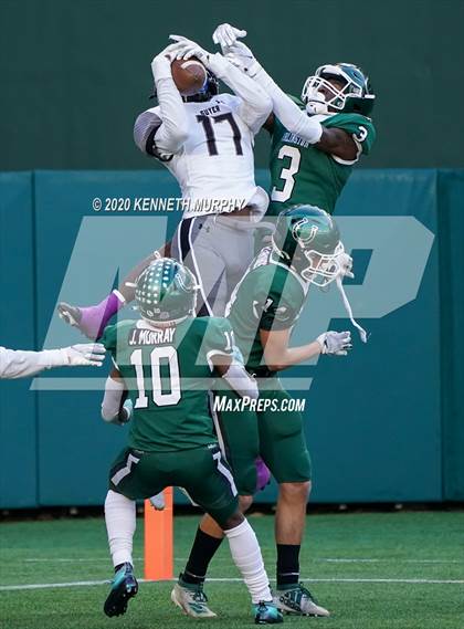 Thumbnail 2 in Guyer vs Arlington (UIL 6A Division 2 Area) photogallery.