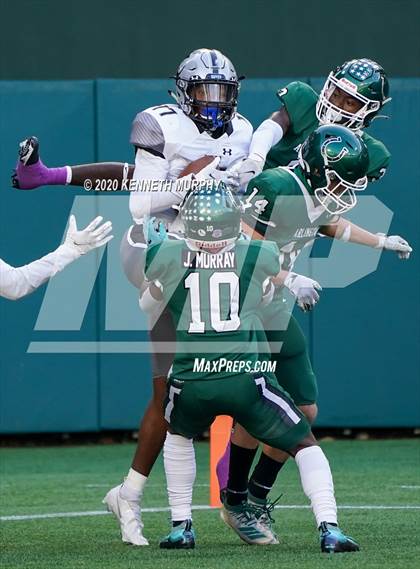 Thumbnail 3 in Guyer vs Arlington (UIL 6A Division 2 Area) photogallery.