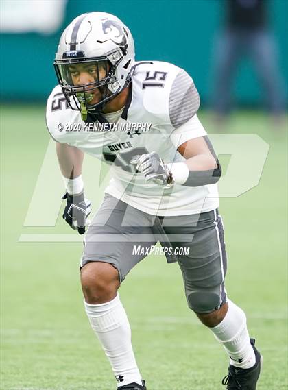 Thumbnail 2 in Guyer vs Arlington (UIL 6A Division 2 Area) photogallery.
