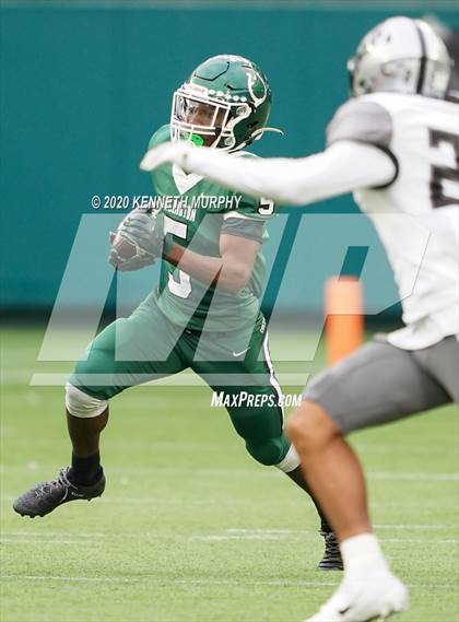Thumbnail 3 in Guyer vs Arlington (UIL 6A Division 2 Area) photogallery.
