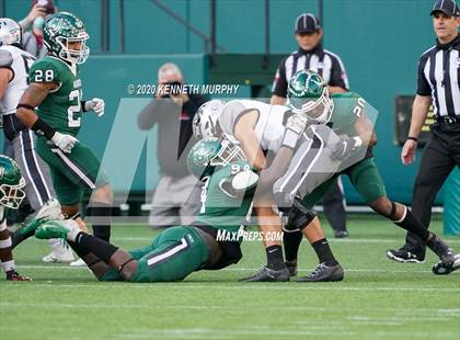 Thumbnail 2 in Guyer vs Arlington (UIL 6A Division 2 Area) photogallery.