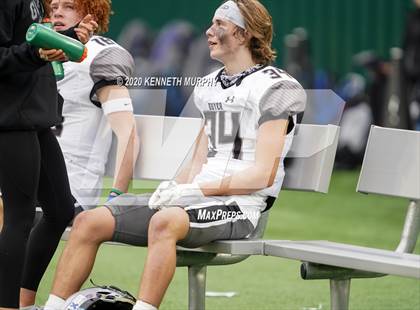Thumbnail 2 in Guyer vs Arlington (UIL 6A Division 2 Area) photogallery.