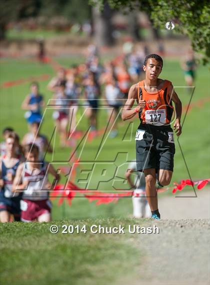 Thumbnail 3 in Stanford Invitational Boys 5K Division 3-5 Race photogallery.