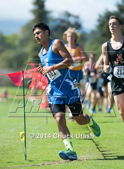 Thumbnail 2 in Stanford Invitational Boys 5K Division 3-5 Race photogallery.