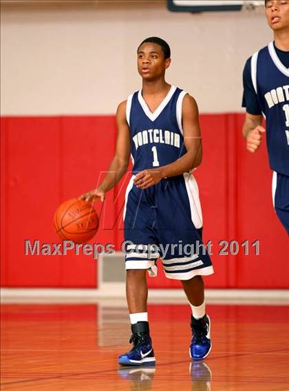 Thumbnail 3 in Montclair Prep @ Chaminade (War on the Floor Extravaganza) photogallery.