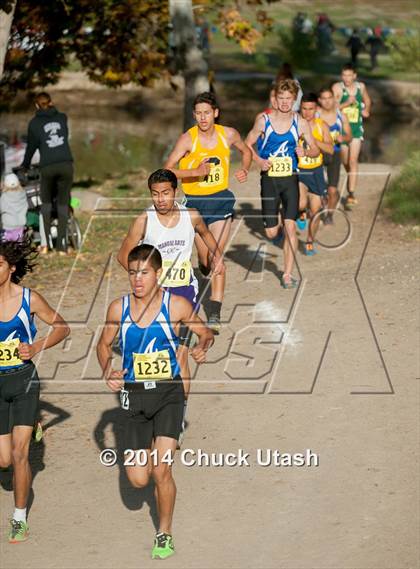 Thumbnail 1 in CIF State Cross Country Championships (D2 Boys) photogallery.