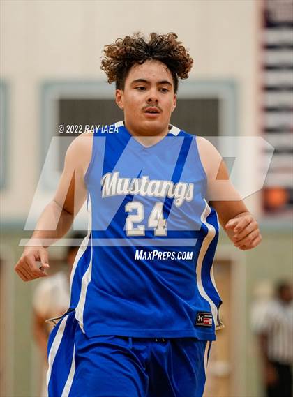 Thumbnail 1 in Mountain House vs Cosumnes Oaks (Running with the Pack Tournament) photogallery.