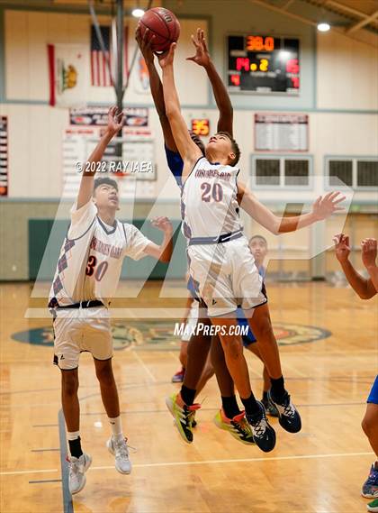 Thumbnail 1 in Mountain House vs Cosumnes Oaks (Running with the Pack Tournament) photogallery.