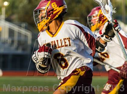Thumbnail 3 in Royal @ Simi Valley photogallery.