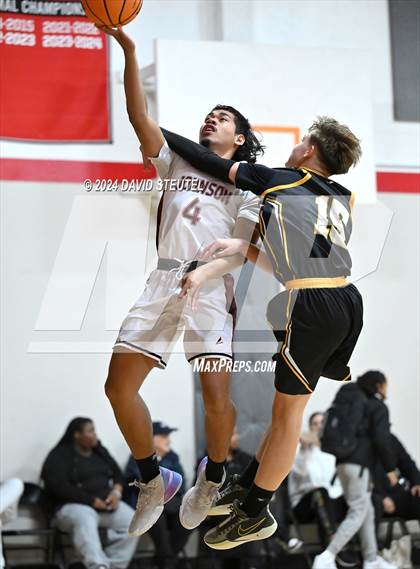 Thumbnail 3 in Delta vs. Johnson (Sac Adventist Holiday Invitational) photogallery.