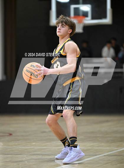 Thumbnail 3 in Delta vs. Johnson (Sac Adventist Holiday Invitational) photogallery.