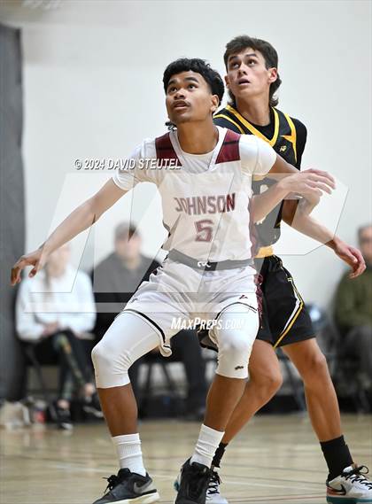 Thumbnail 2 in Delta vs. Johnson (Sac Adventist Holiday Invitational) photogallery.