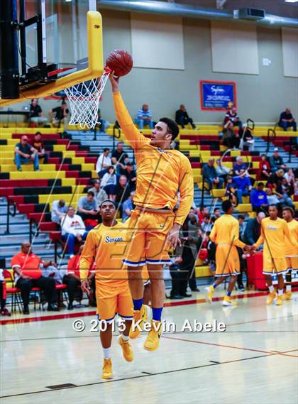 Thumbnail 3 in Simeon vs Rainier Beach (Hoophall West Invitational) photogallery.