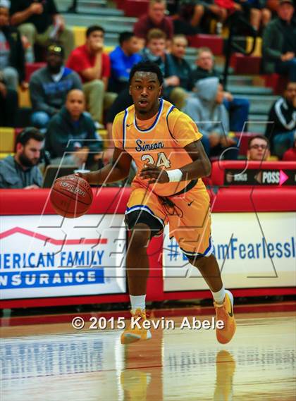 Thumbnail 3 in Simeon vs Rainier Beach (Hoophall West Invitational) photogallery.